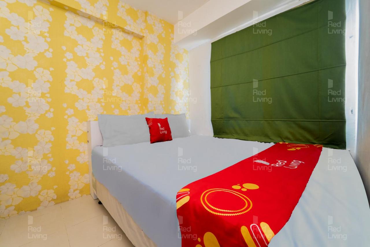 B&B Jakarta - RedLiving Apartemen Bassura City - Gracefull Rooms Tower Dahlia - Bed and Breakfast Jakarta