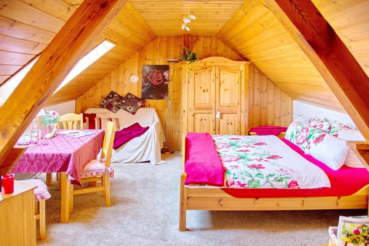 Ferienwohnung Rosentraum - B&B