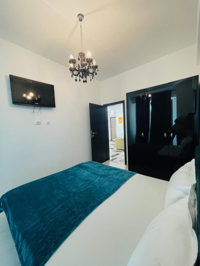 Family apartment near Palas Mall - B&B