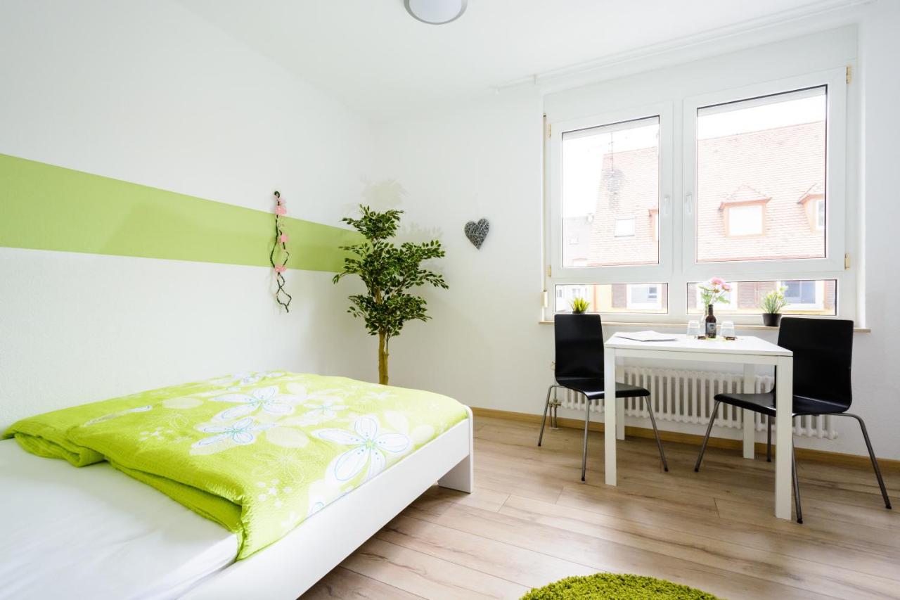 Apartment with Shower 1