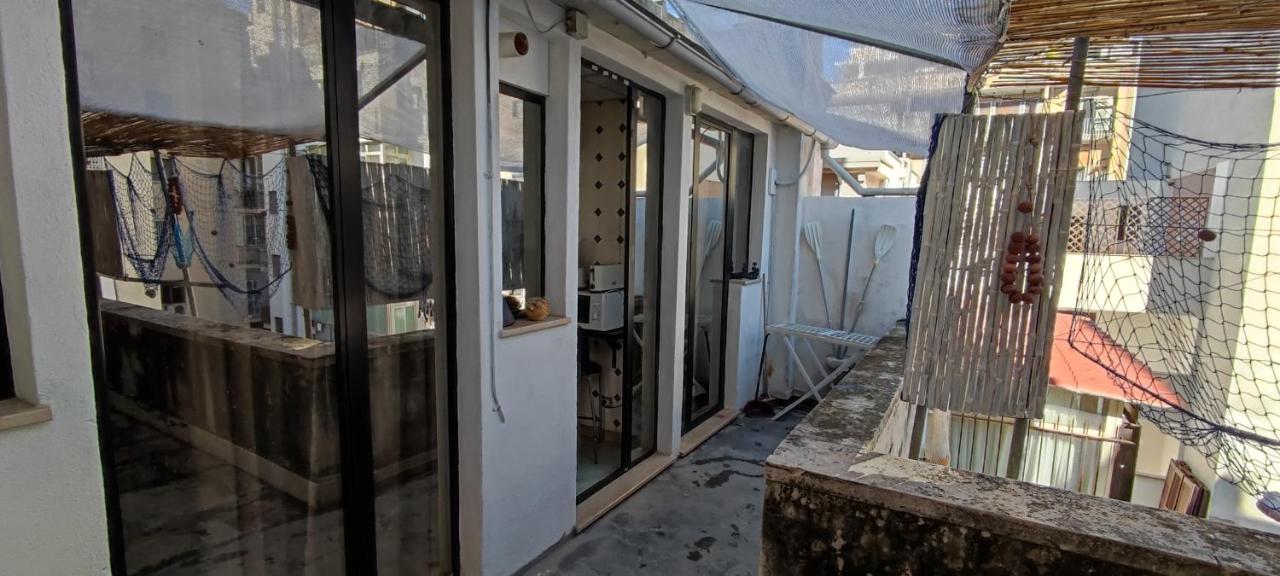 Fisherman's nest, near seaside,shops,old town 2 terraces - B&B Bari