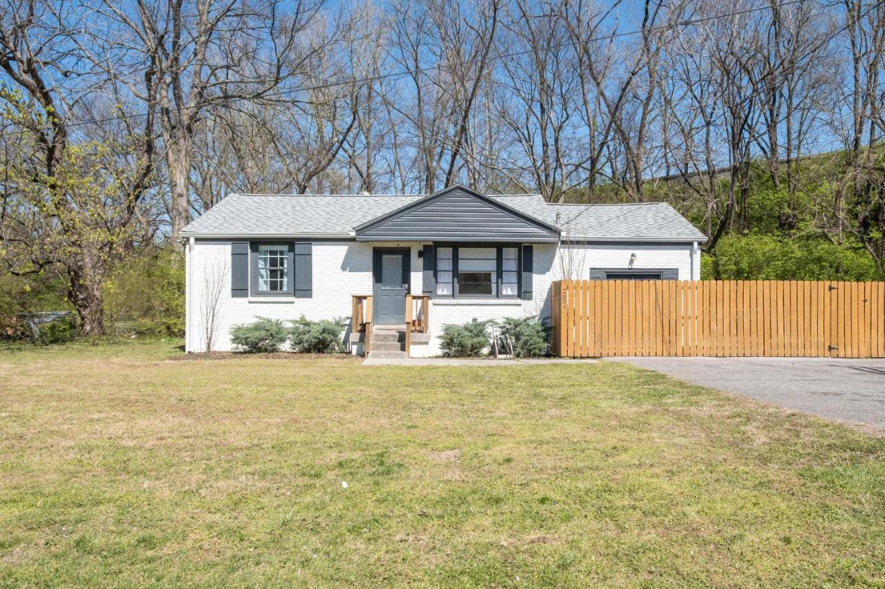 The Titan - Pet-friendly Bungalow - Chambres d’hôtes