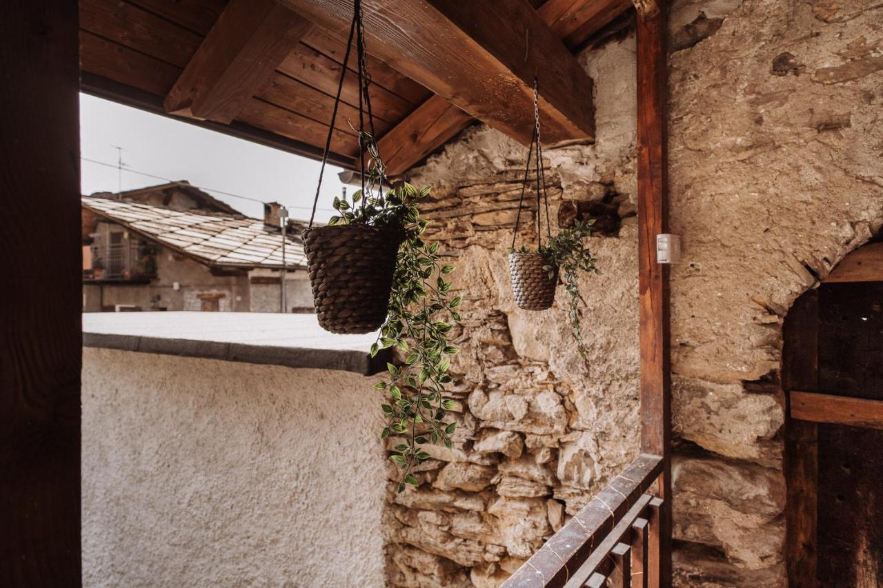 Case vacanze in graziosa borgata alpina - B&B Villaretto