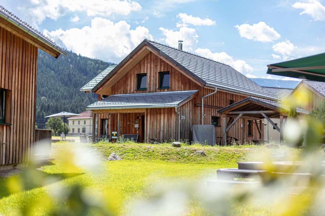 Premium Chalet 20 with sauna & whirlpool