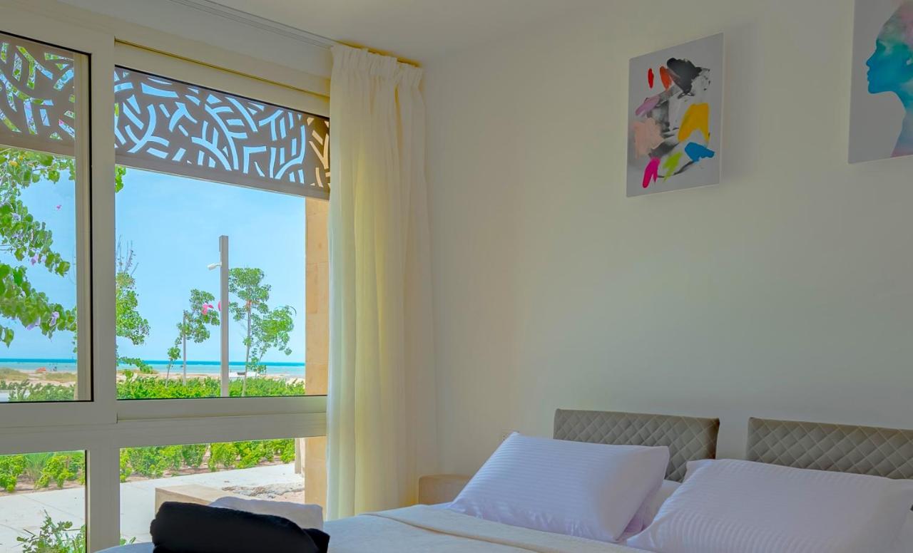 B&B Hurghada - Mangroovy Seaview 3BR Beach and Pool Free access - Bed and Breakfast Hurghada