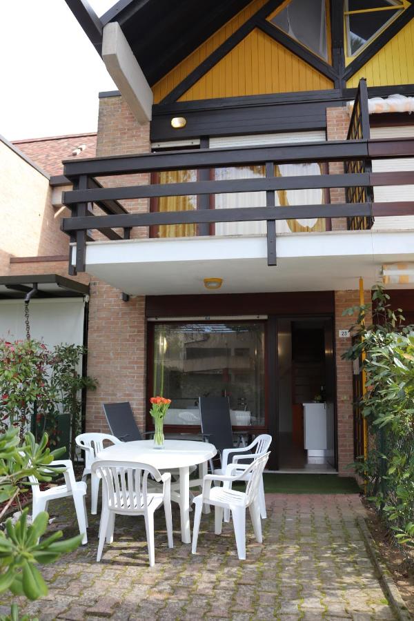 Beach House Riviera - Bed and Breakfast