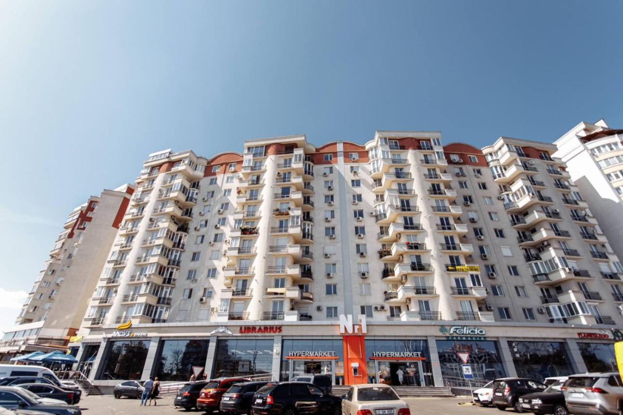 Central, 1 bedroom Luxury apartment - B&B