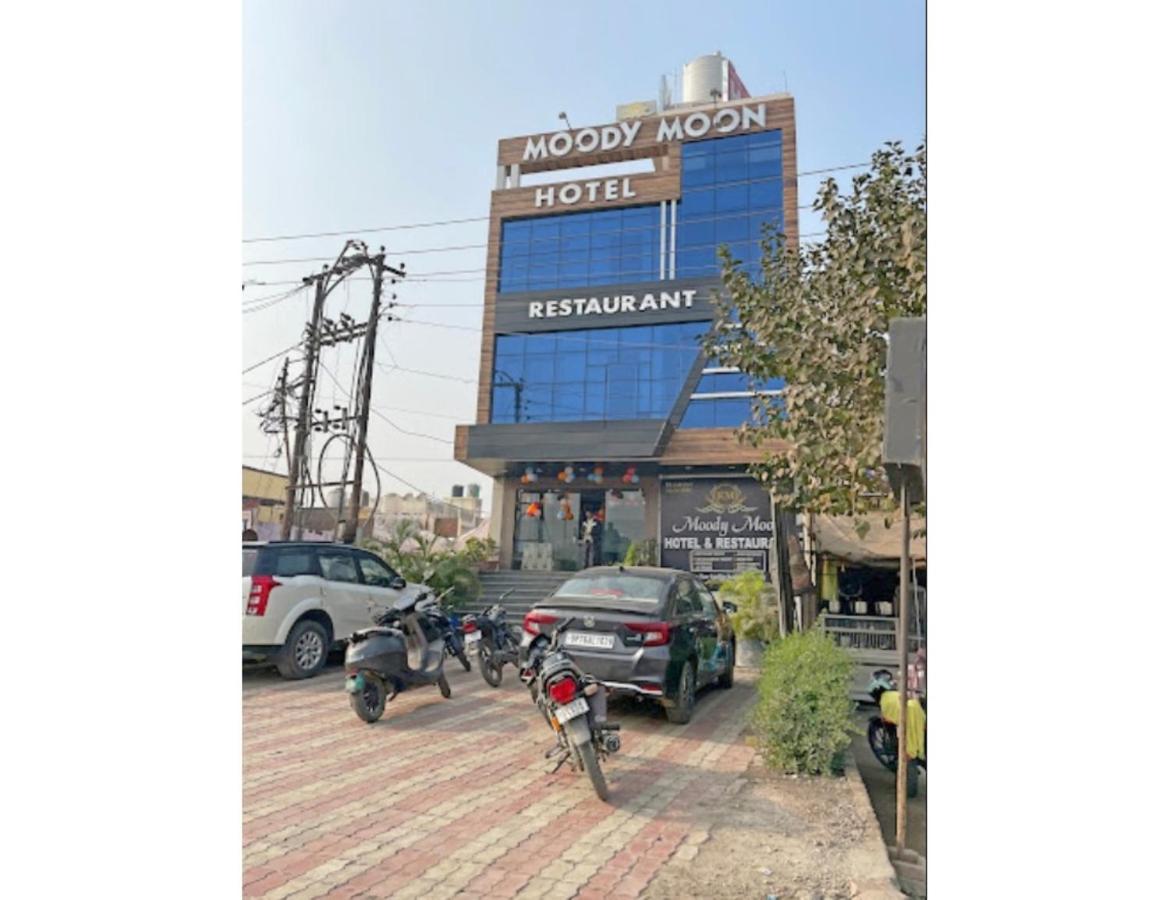 B&B Bareli - Hotel Moody Moon, Bareilly - Bed and Breakfast Bareli