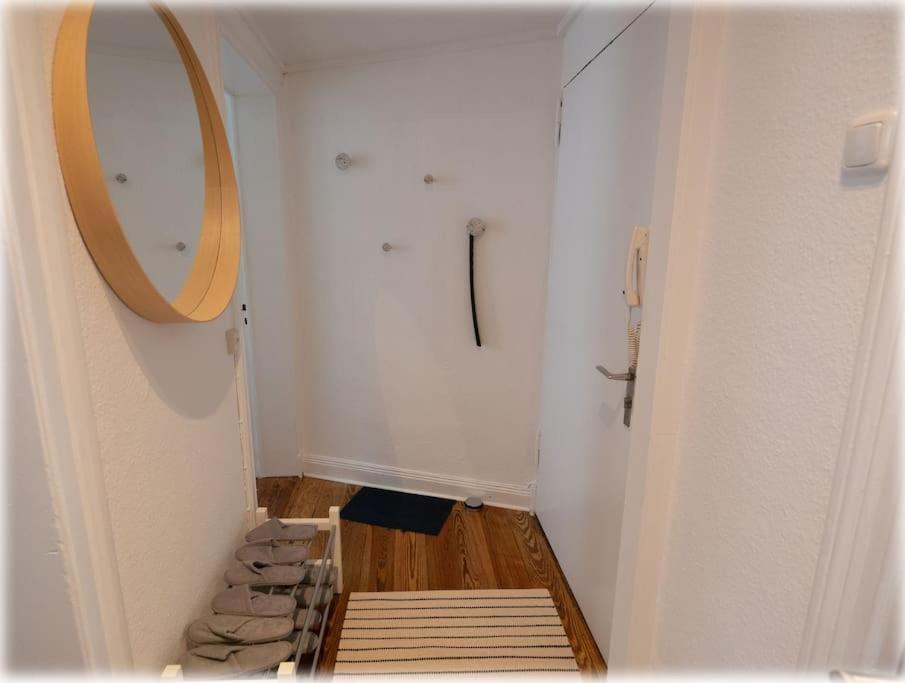 Gemütlich - 2 Zimmer-Altbau, 24h Check-in - B&B Kiel