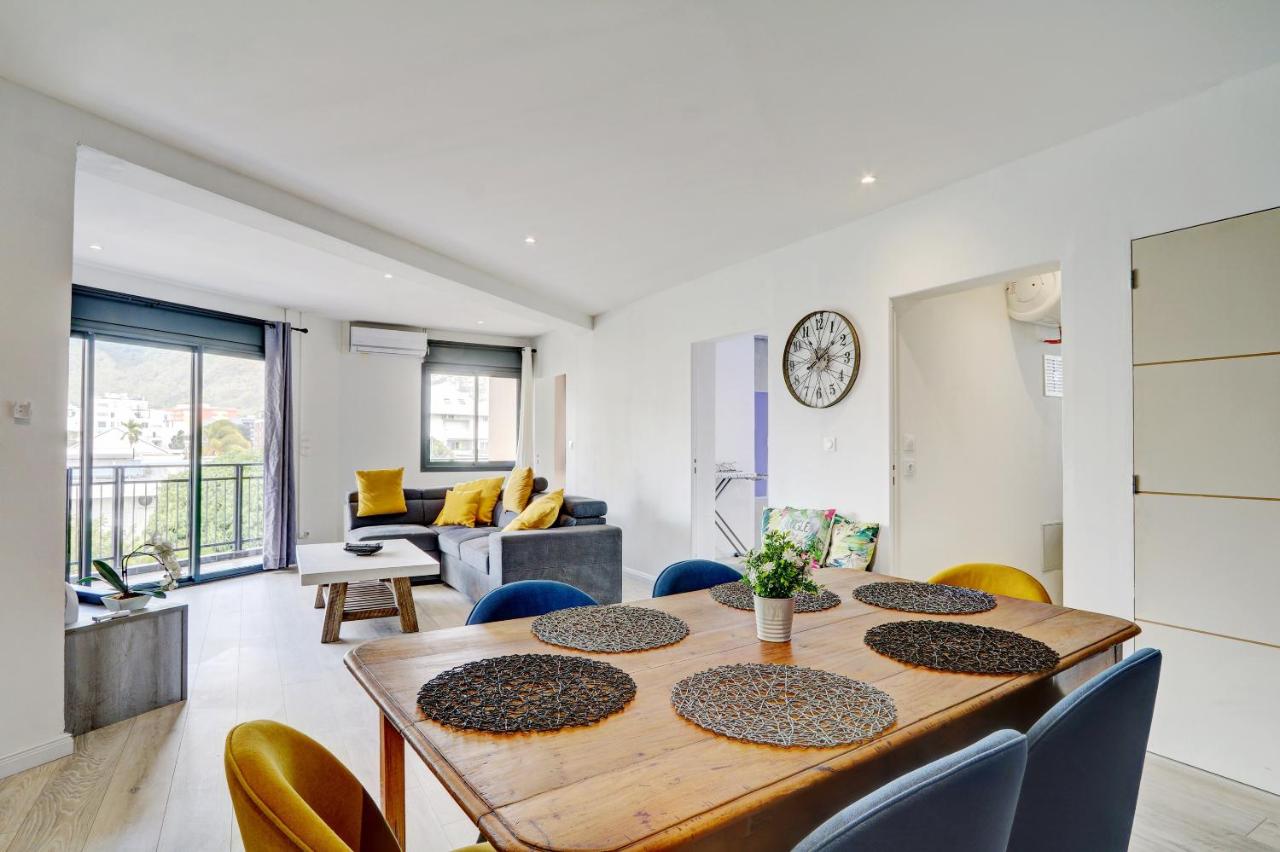 Le Yang - T3 Cosy & moderne à Saint Denis - Bed and Breakfast