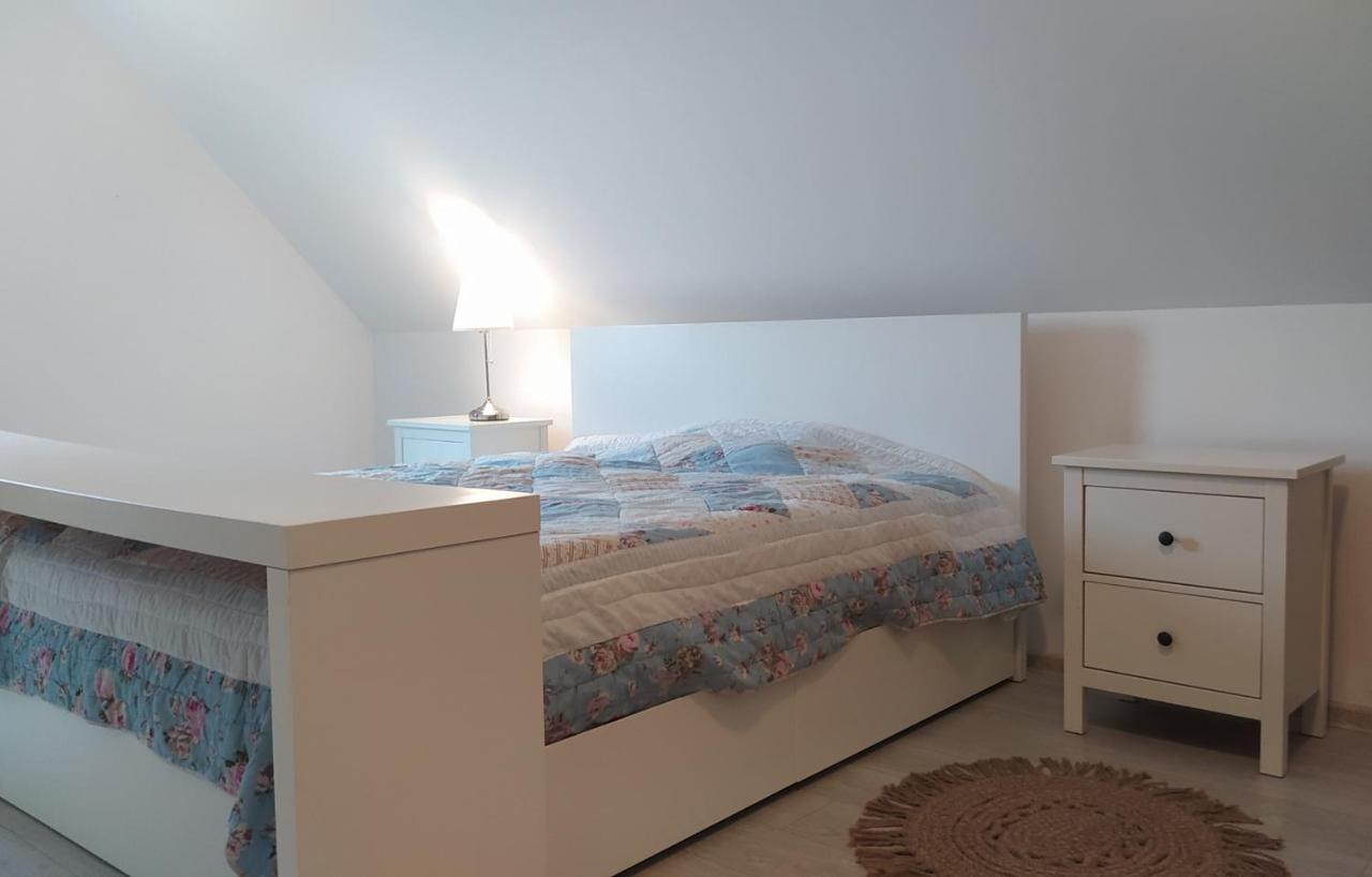 Camera Tripla con Bagno in Comune