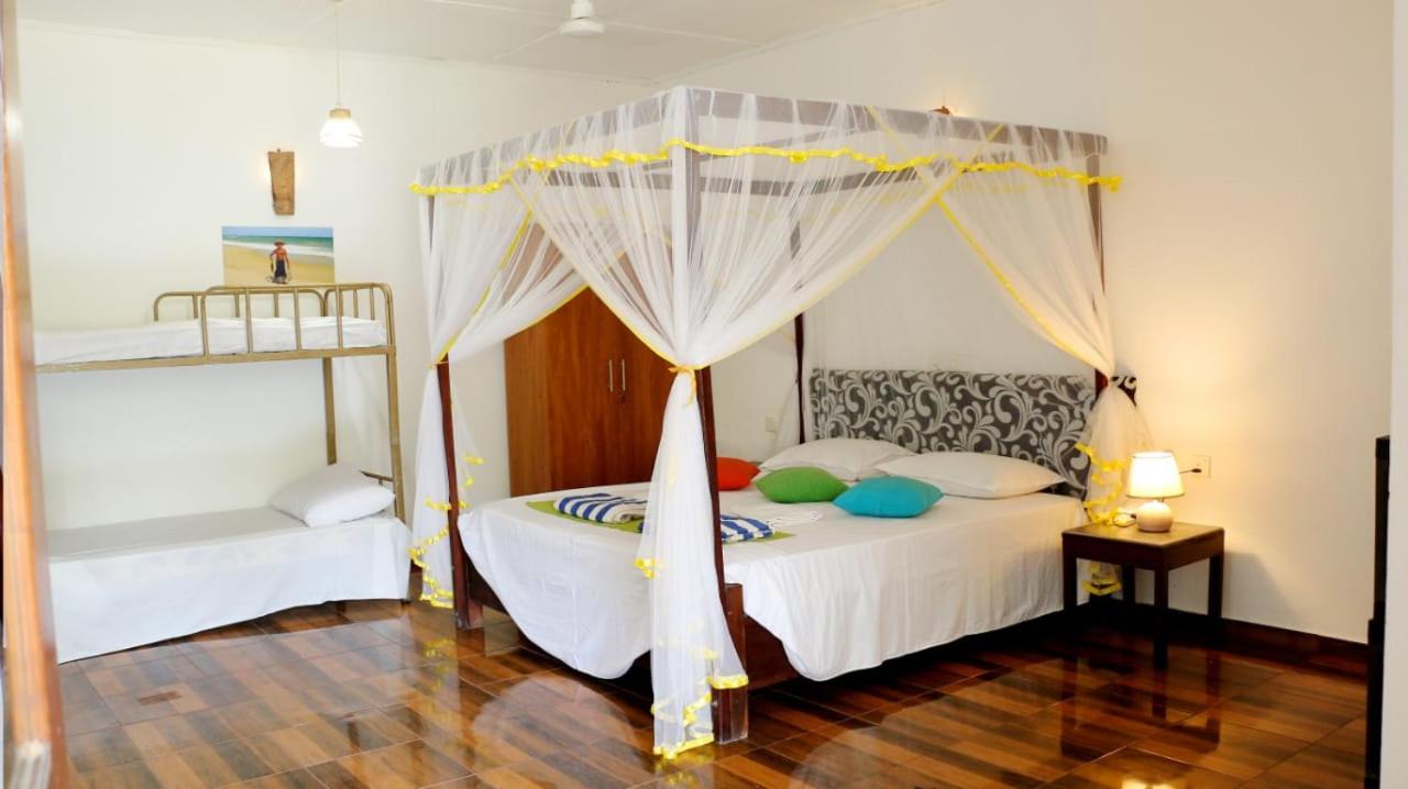 B&B Kalutara - FEEL Beach Villa - Bed and Breakfast Kalutara