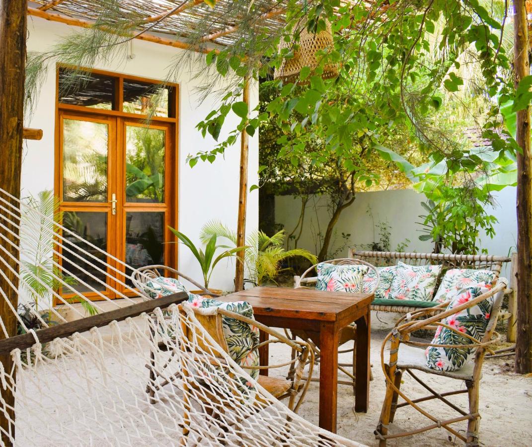 Maryam Garden Apartments & Villa - B&B