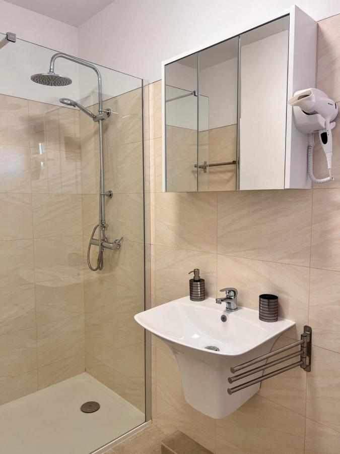 Deluxe Doppel-/Zweibettzimmer