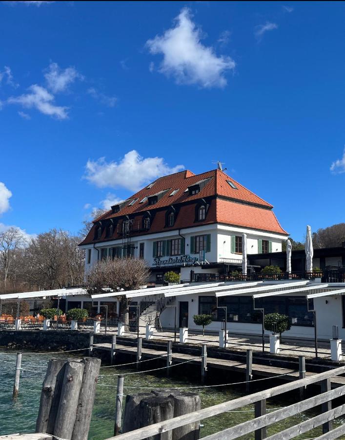 B&B Berg am Starnberger See - Strandhotel Berg - Bed and Breakfast Berg am Starnberger See