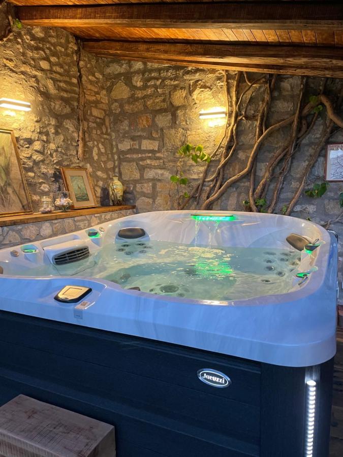 Domus Fontis Pescaia - Ferienwohnung