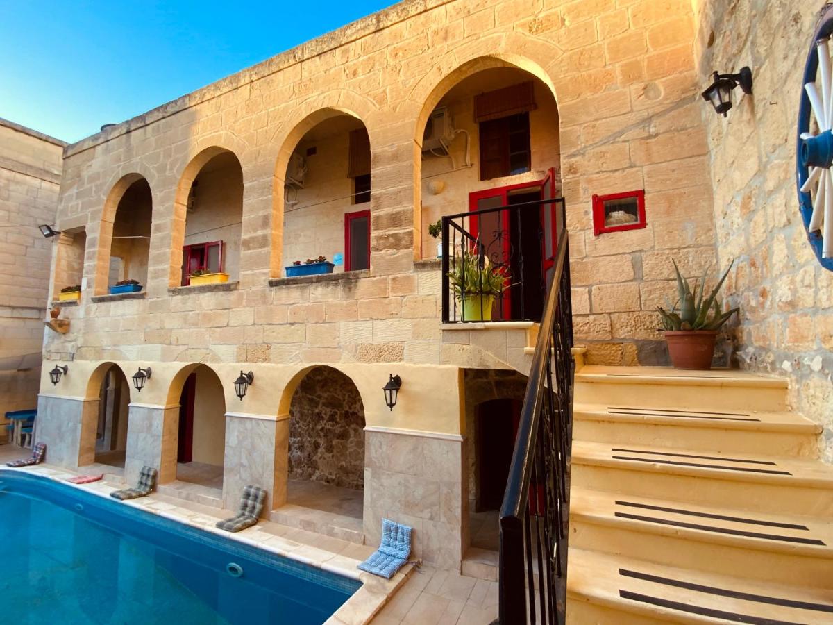 B&B Qala - Gozo Sunset Farmhouse - Bed and Breakfast Qala