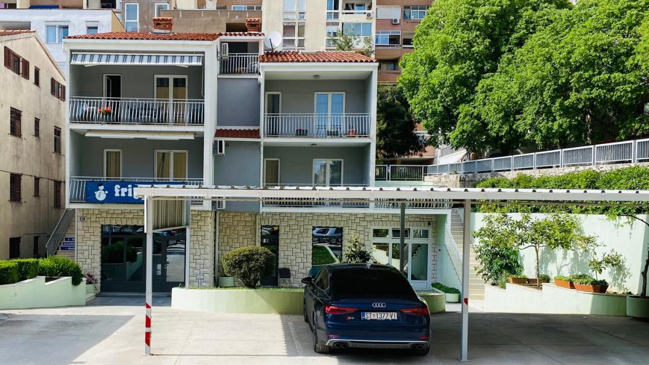 Apartamento con terraza 