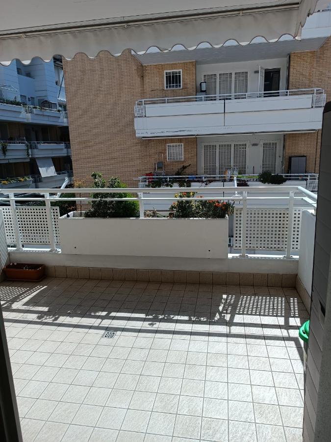 Appartamento per 4, Metro B Monti Tiburtini, AC, Wi-Fi - B&B Rome