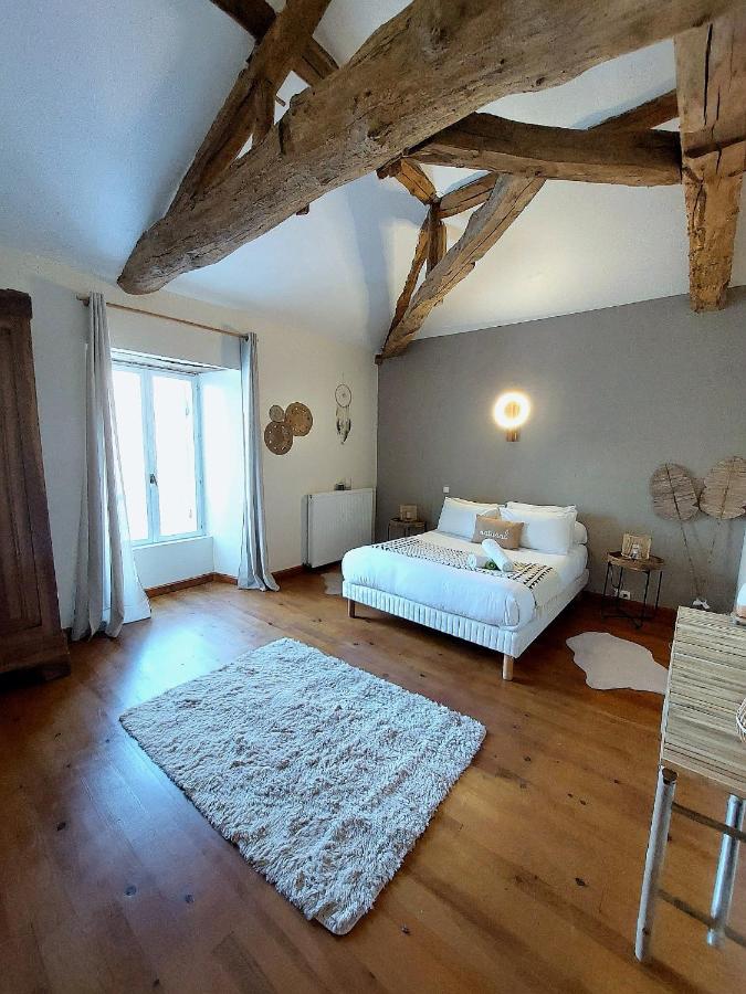 Queen Room with Garden View