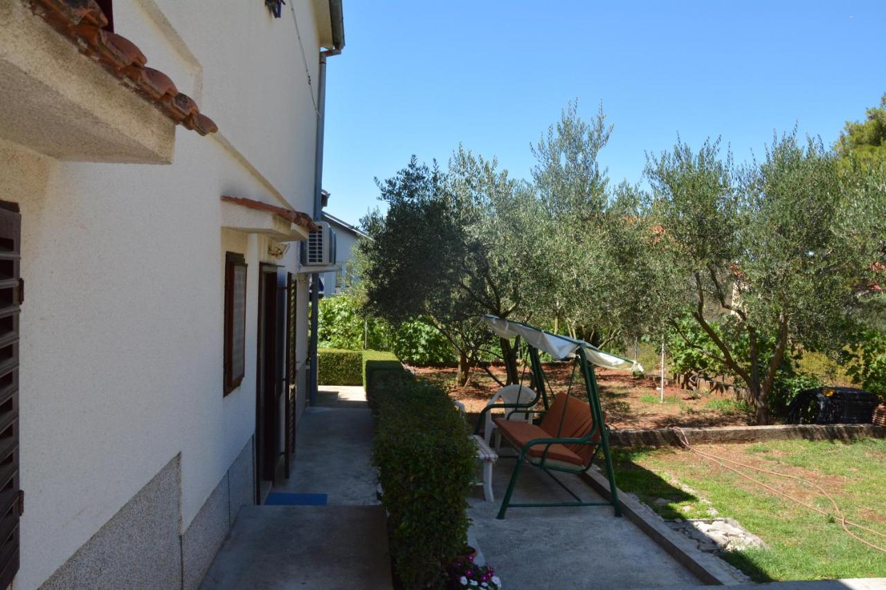 Tinelinn Apartments Zadar Borik - B&B Zara