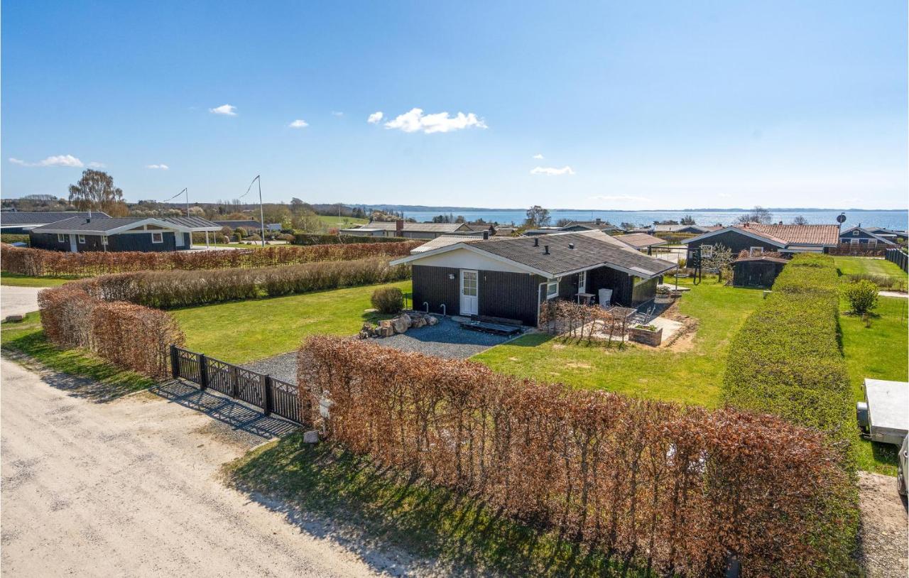 B&B Rønde - Stunning Home In Rnde With 3 Bedrooms And Wifi - Bed and Breakfast Rønde