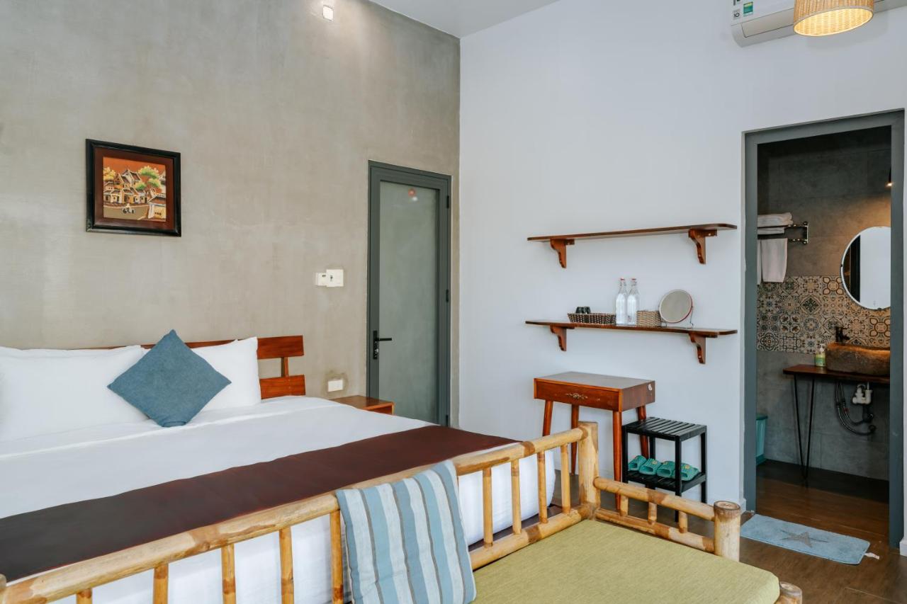 Suite with Pool View
