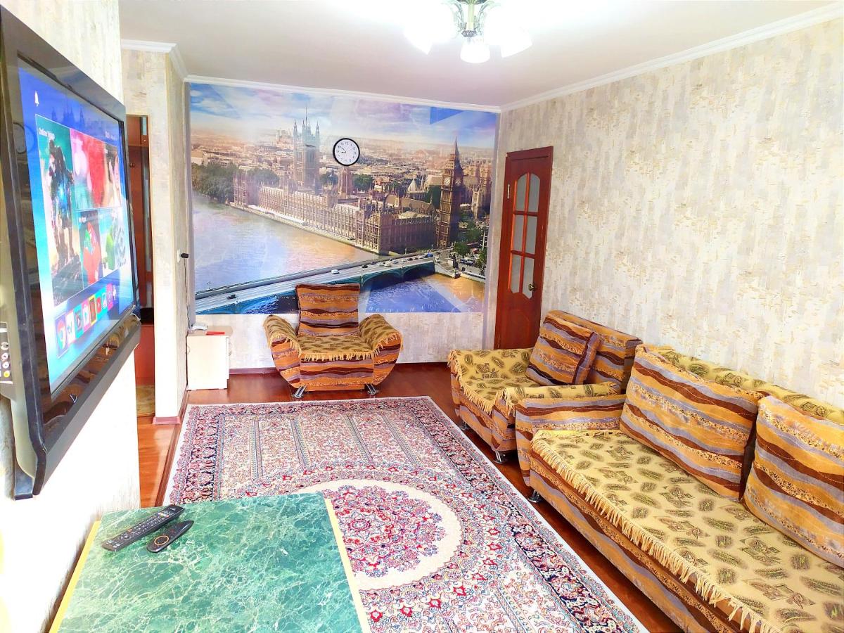 B&B Kostanay - 2-х комнатная квартра ЦЕНТР ЦУМ MART Мечеть - Bed and Breakfast Kostanay