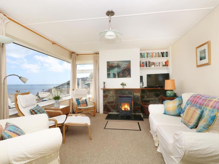 Wootton Gray - B&B Mousehole