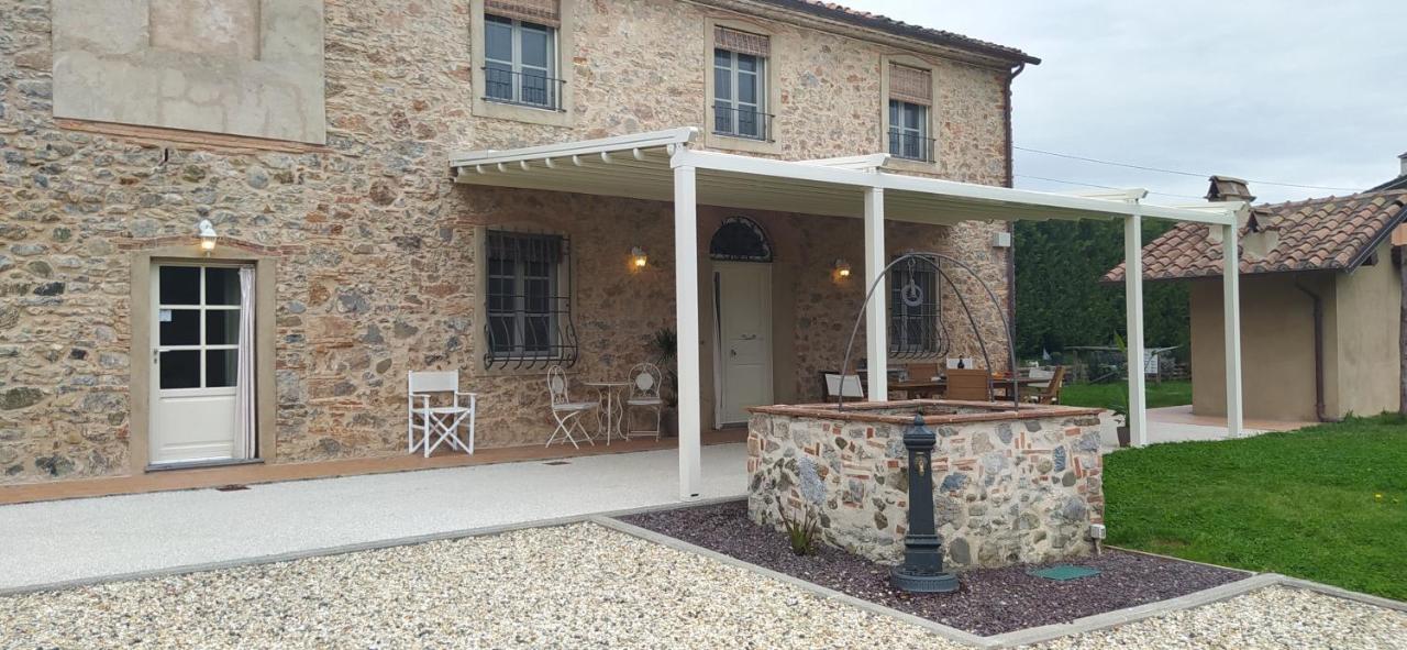 Villa Cristina modern farmhouse with Private Pool - B&B Monsagrati