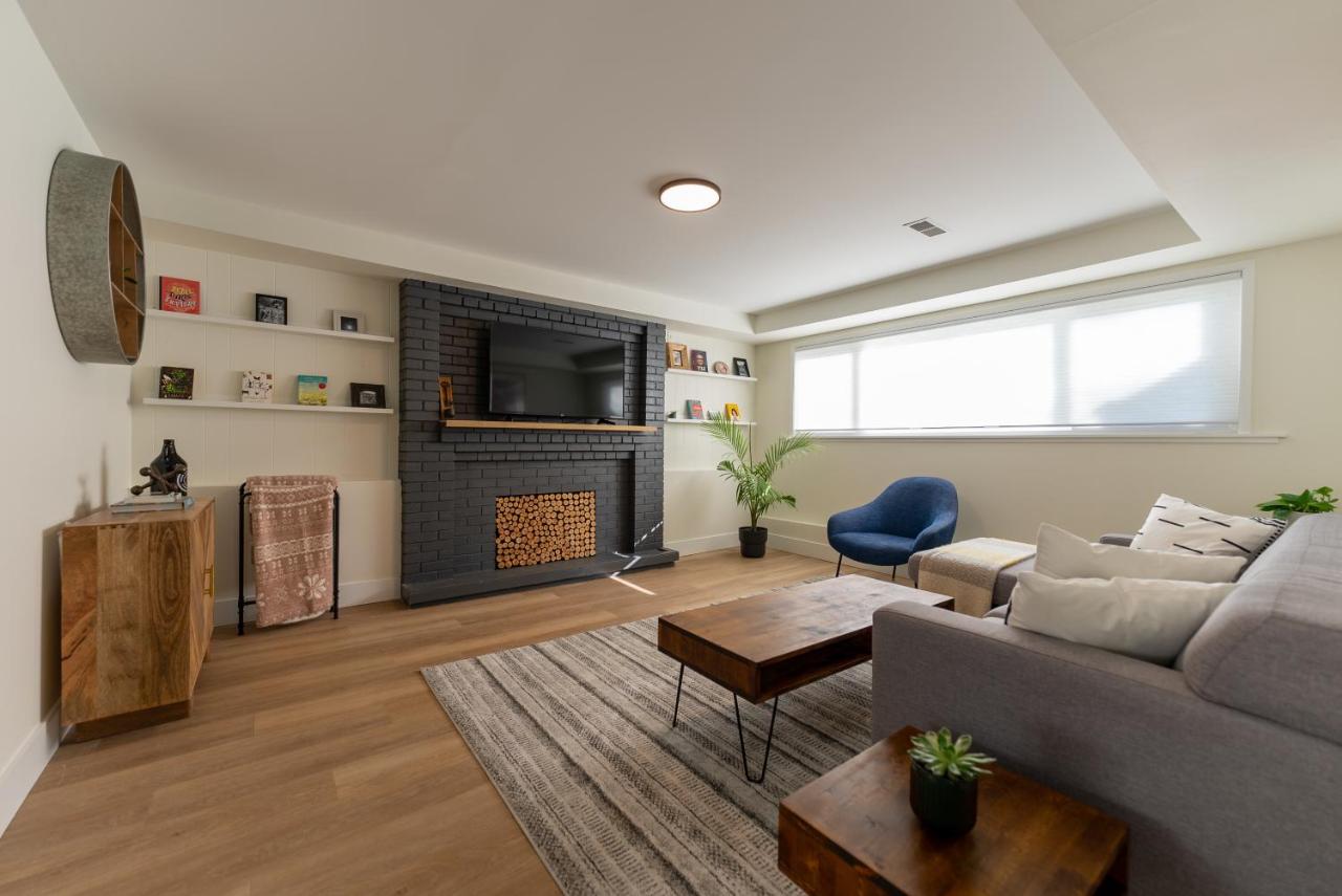 Guest Suite steps away from parks, trails & transit. - B&B Port Coquitlam