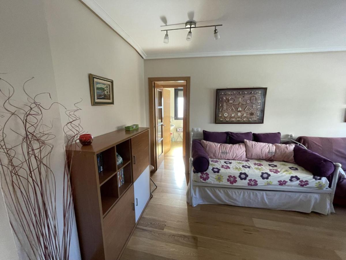 Amplio apartamento con Garaje - Chambres d’hôtes