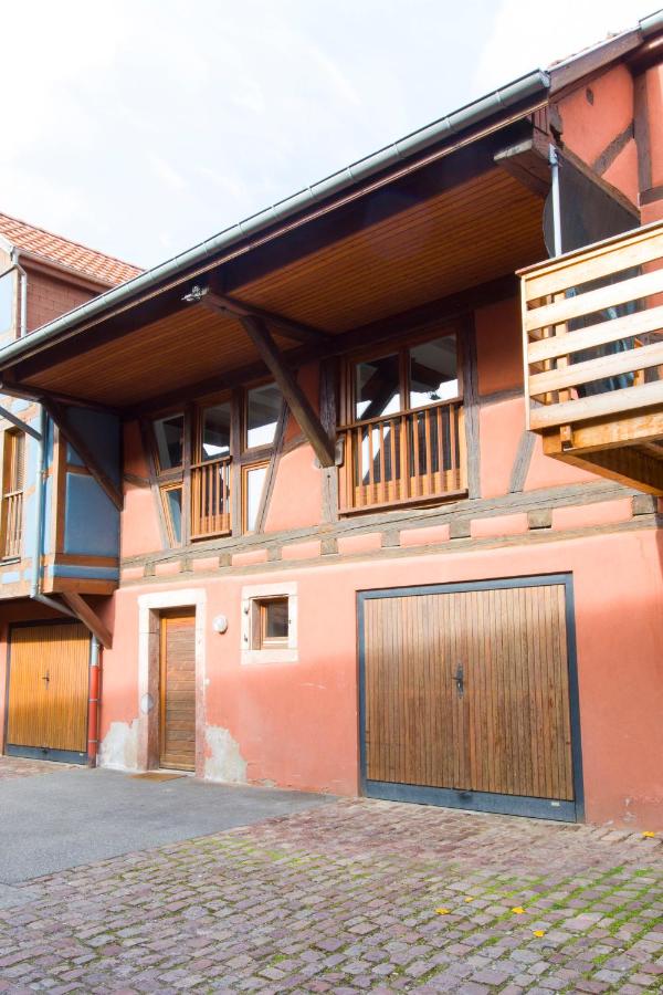 La couronne Maison 80m2 garage & terrasse - Bed and Breakfast