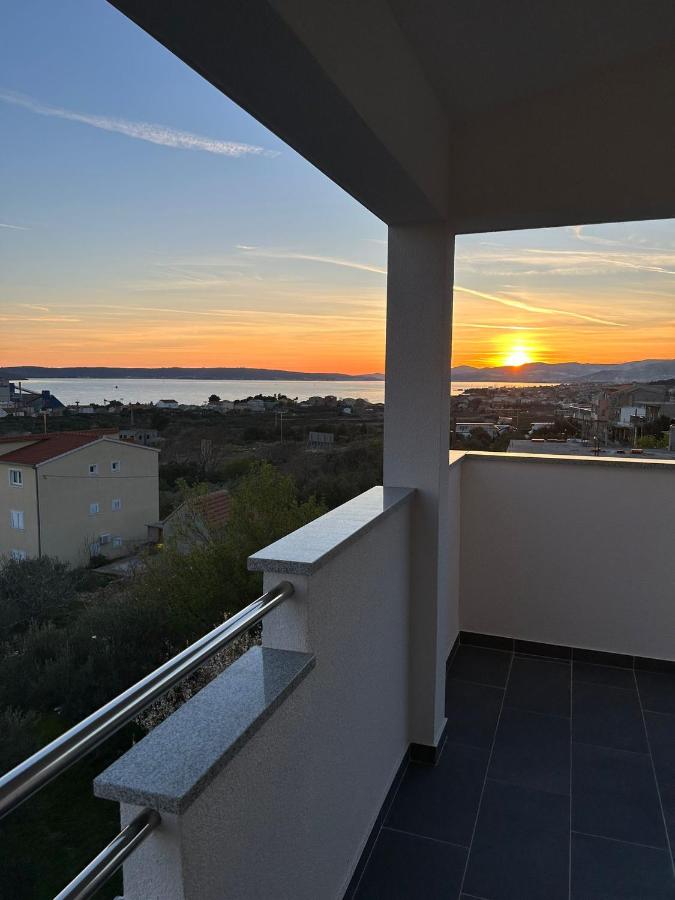 B&B Kaštel Sućurac - Apartment Marko with a beautiful view of the sea - Bed and Breakfast Kaštel Sućurac