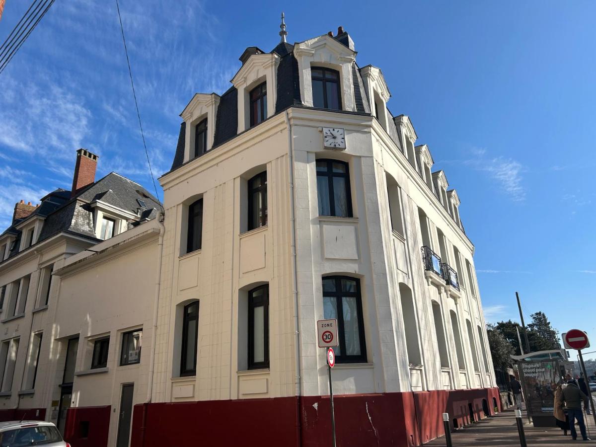 Grand appartement, 3 chambres, centre de Dieppe - Chambres d’hôtes
