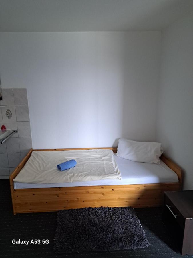 Camera Matrimoniale con Letto Supplementare