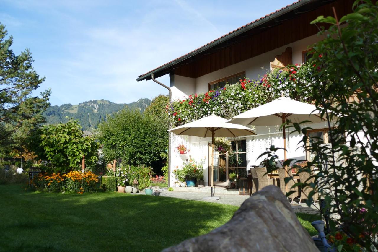 B&B Lenggries - Ferienwohnung Goller - Bed and Breakfast Lenggries