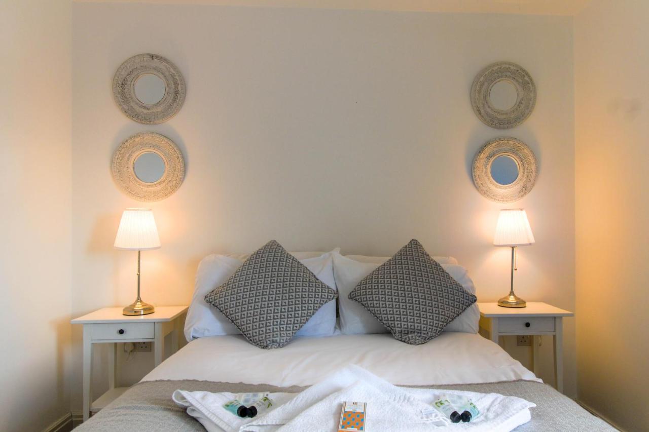 B&B Milton Keynes - Walton by Pay As U Stay - Bed and Breakfast Milton Keynes