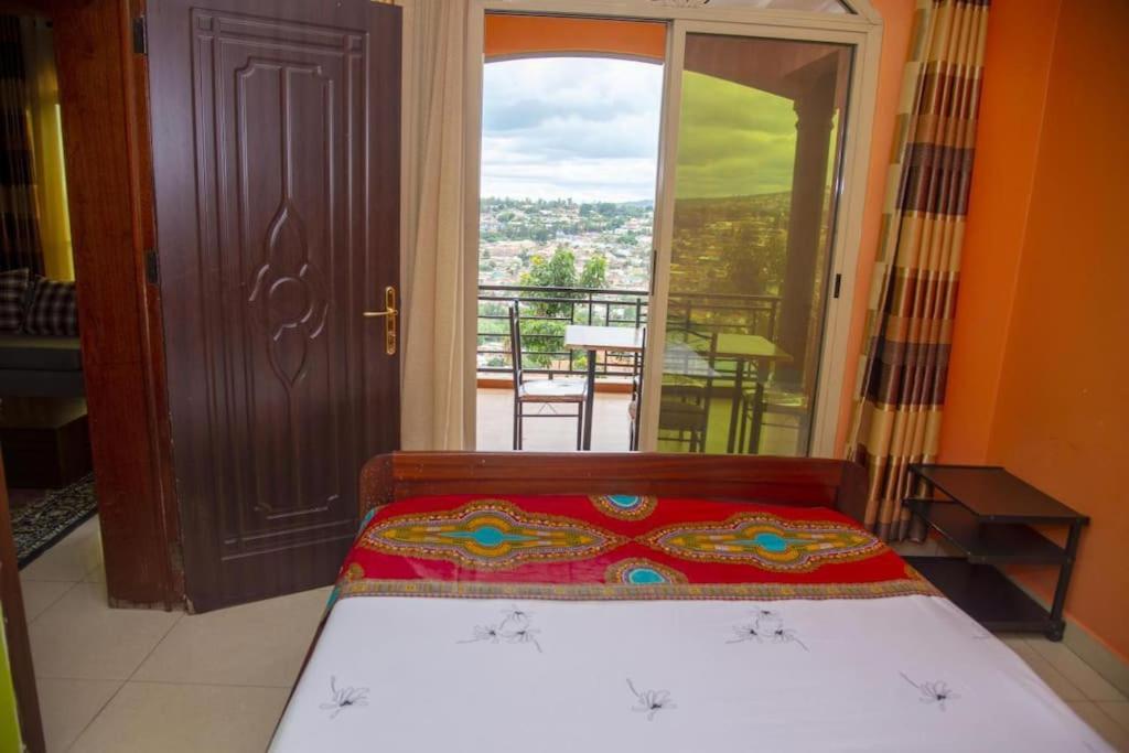 Kigali Beauty Hill View Apartment - Ferienwohnung Kigali