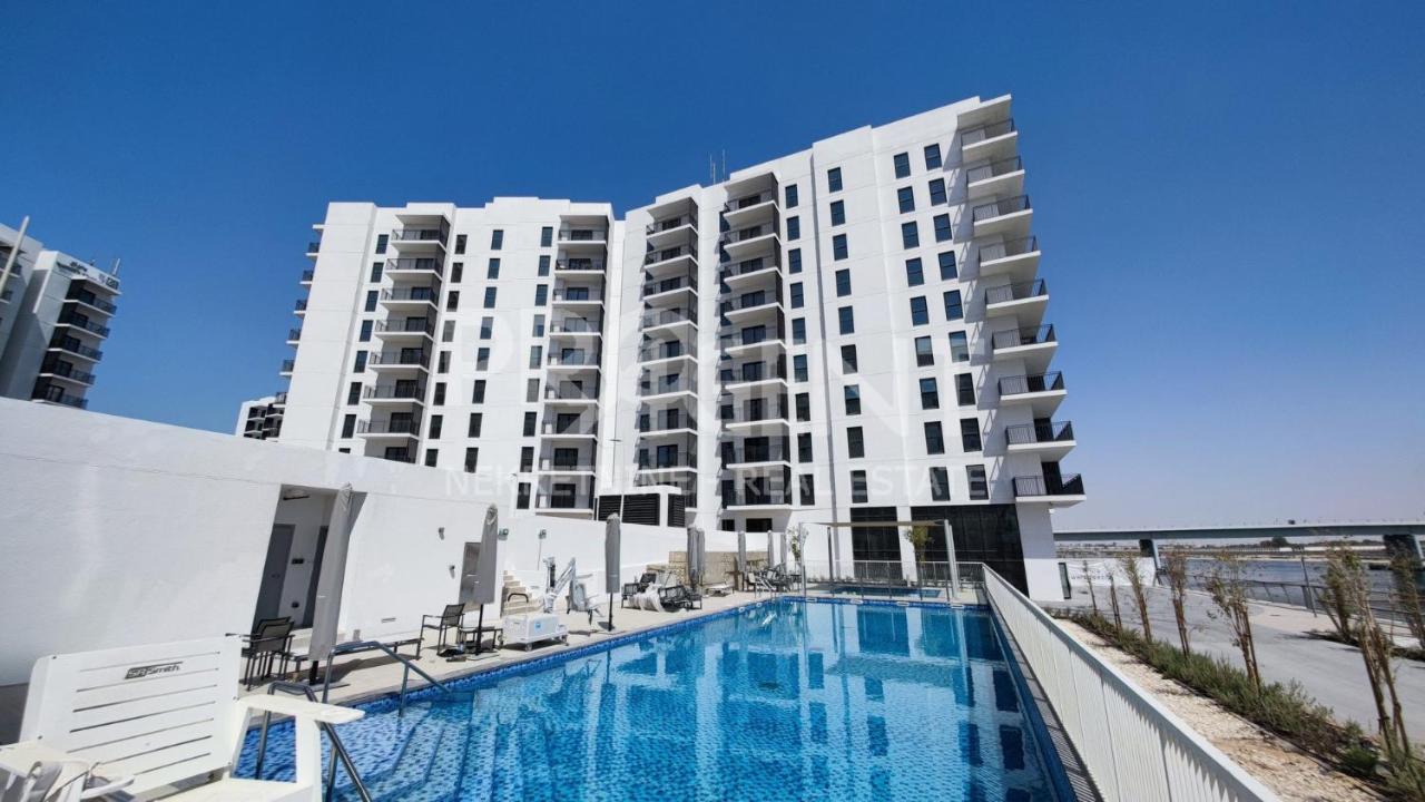 Modern Flat - Near F1 Circuit - B&B
