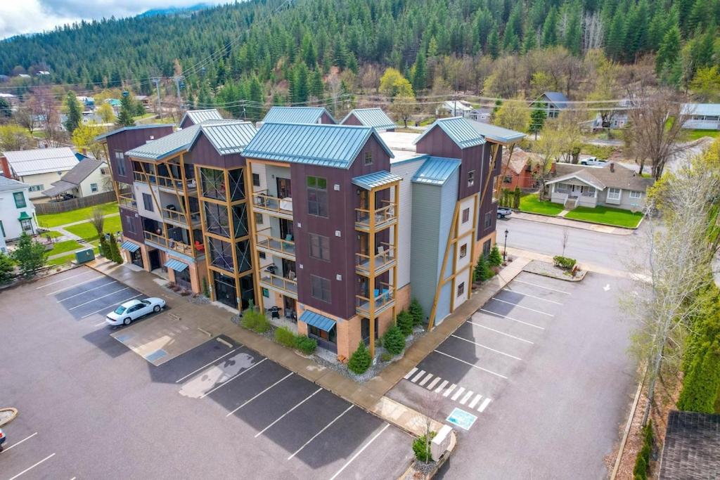 B&B Kellogg - Large Upscale Condo with Full Kitchen Ski Silver Mountain Beautiful Views - Bed and Breakfast Kellogg