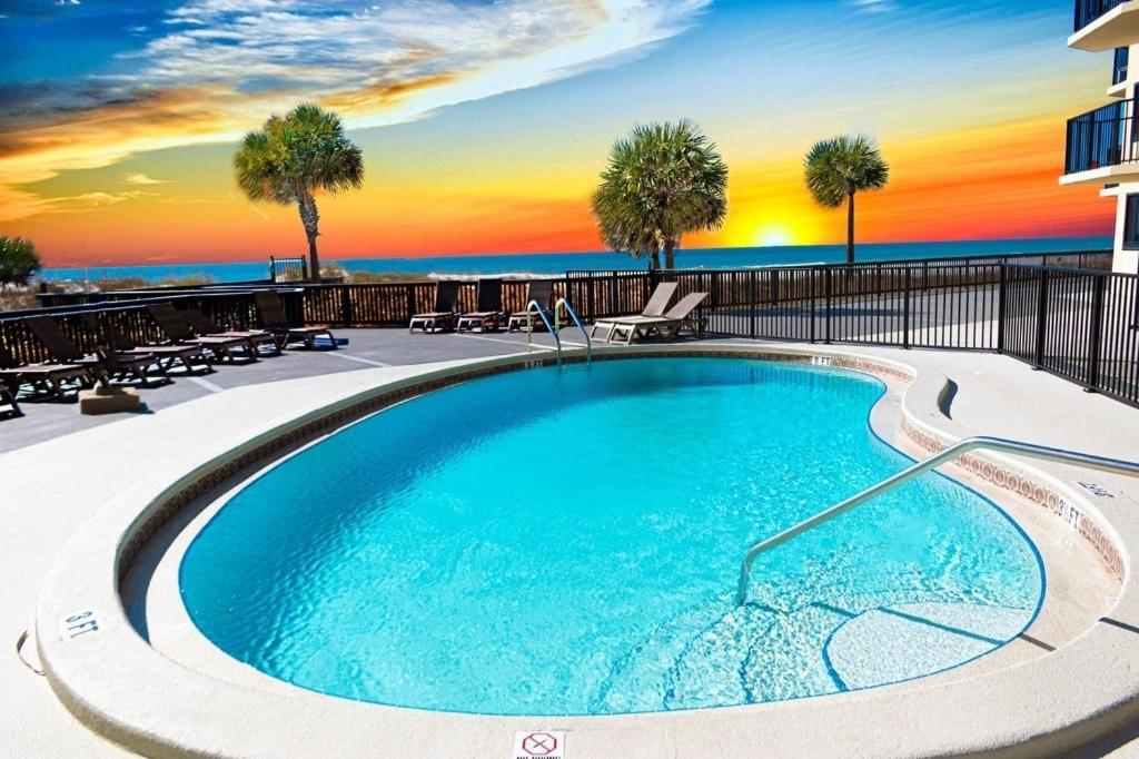 Sunbird Condo #106E by Nautical Properties Vacation Rentals - B&B Panama City Beach