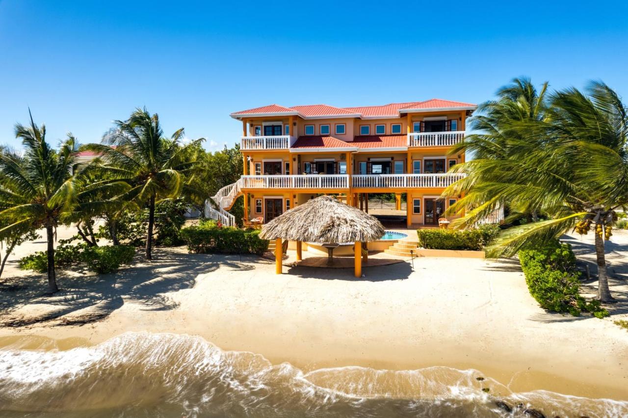 Villa 99-Beachfront-Pool-Luxury Villa - B&B