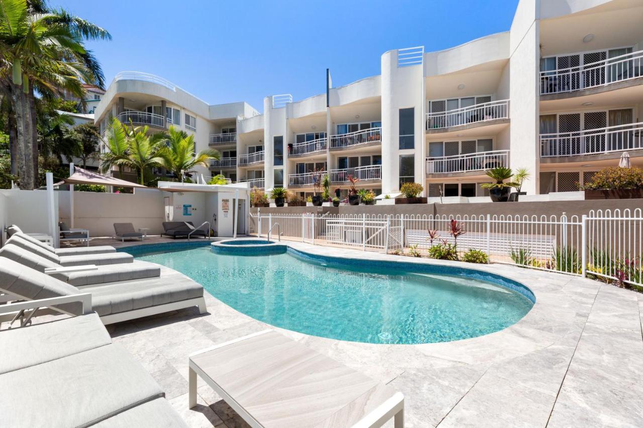 B&B Gold Coast - Kirra Palms Holiday Apartments - Bed and Breakfast Gold Coast