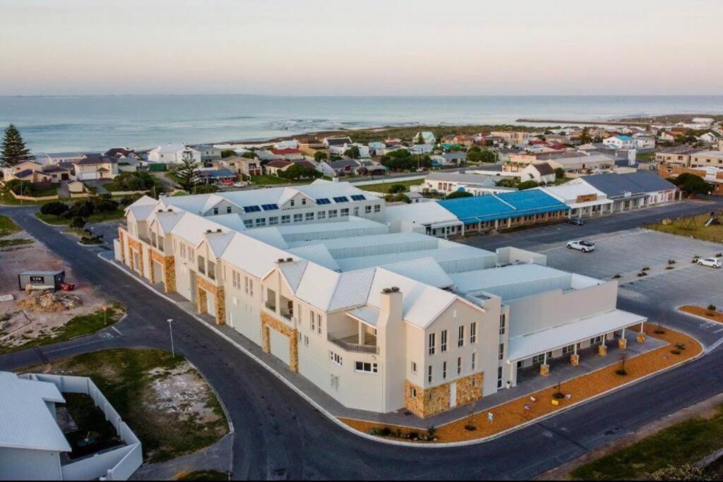 B&B Struisbaai - Unit 8 Alwil Ocean View Villa - Bed and Breakfast Struisbaai