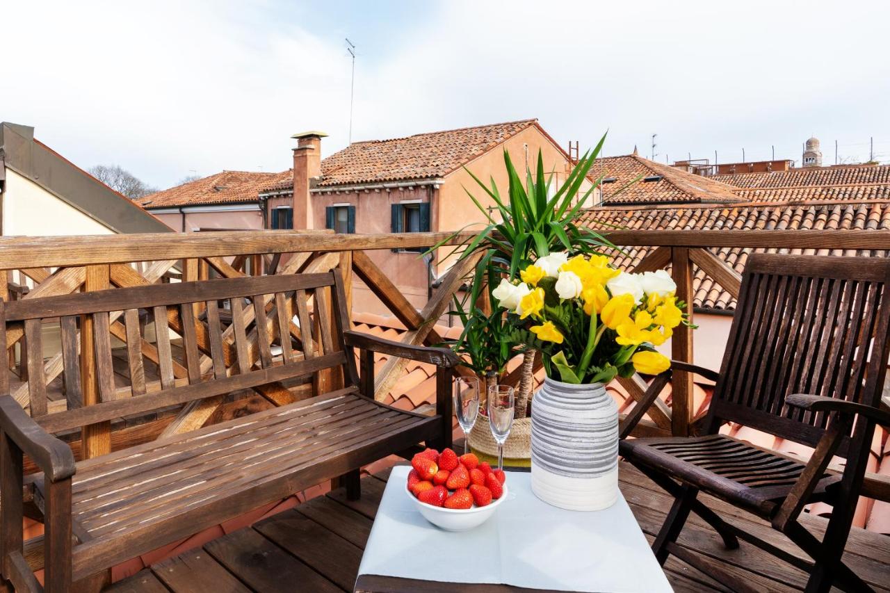 Superior Two-Bedroom Apartment on Two Floors with Terrace