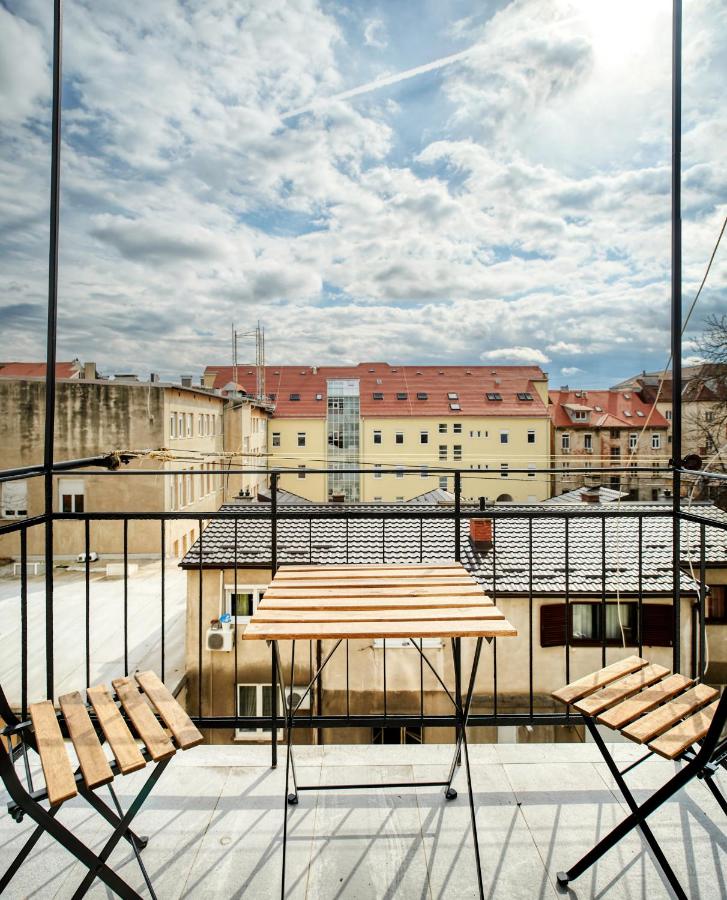 Cali & Rio Apartments by Irundo - B&B Zagabria