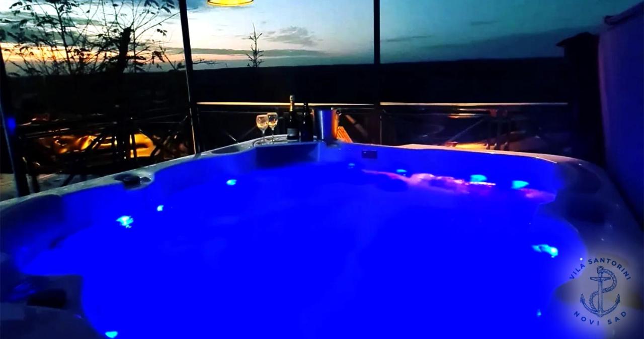 Vila Santorini Nacionalni Park Fruška Gora - Bed and Breakfast