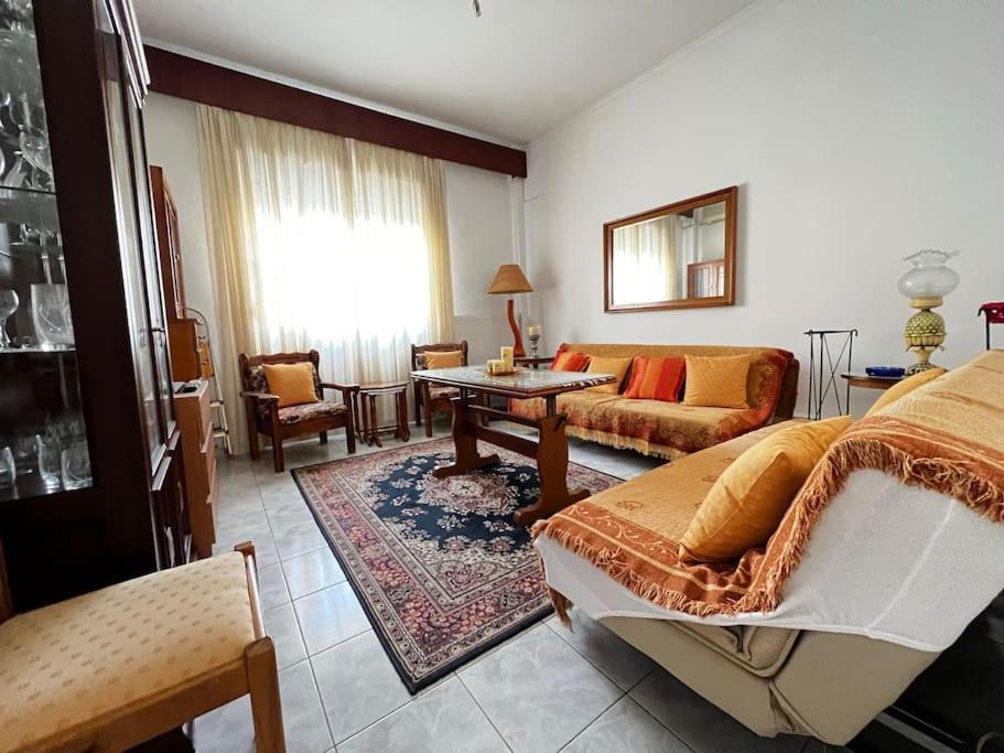 Your Home in the city center by GG - B&B