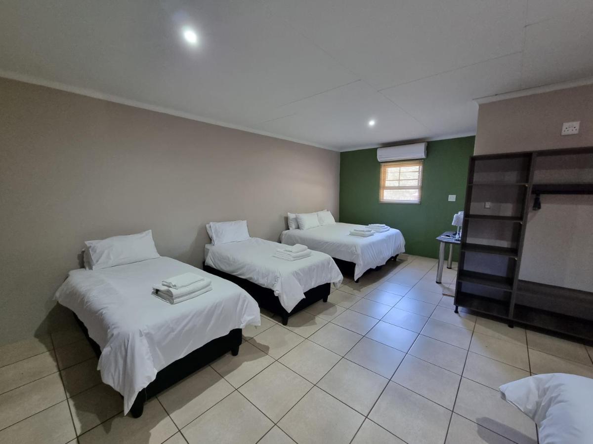 Deluxe Family Suite
